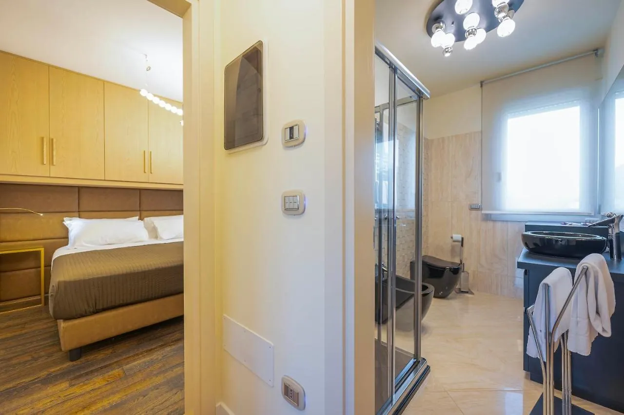 Apartment Venice New Luxury Penthouse - Free Parking And Roof Terrace Mestre